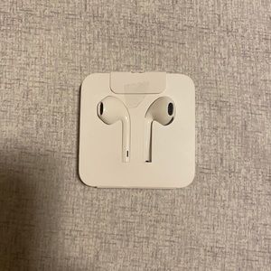 Apple Earbuds